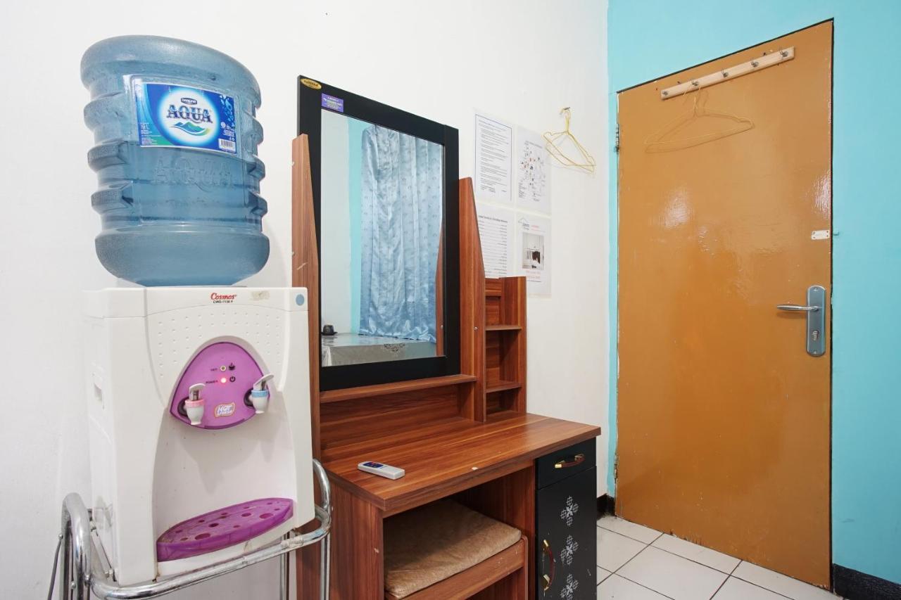 Zenrra Backpacker Hostel Бандунг Екстериор снимка